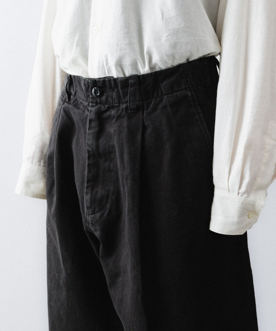 【concause】 WIDE WORK TROUSERS - BLACK