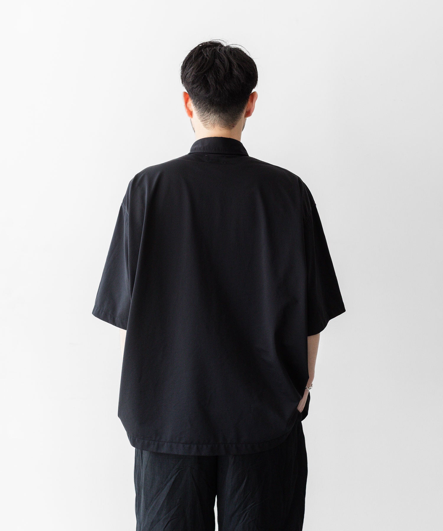 KANEMASA PHIL.】36G NYLON BALISE SS SHIRT - BLACK DYE | 公式通販