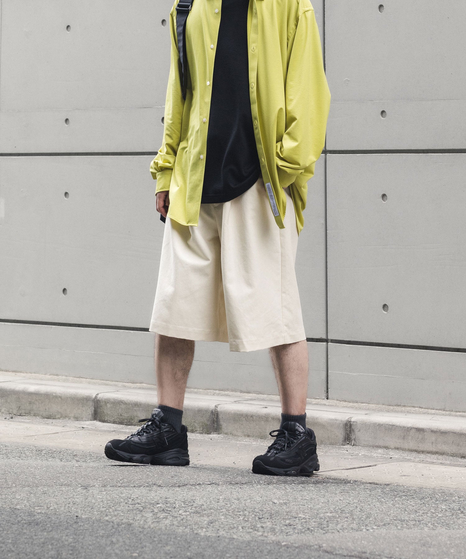 ssstein / シュタイン】DOUBLE WEAVE COTTON SHORTS - CREAM | 公式