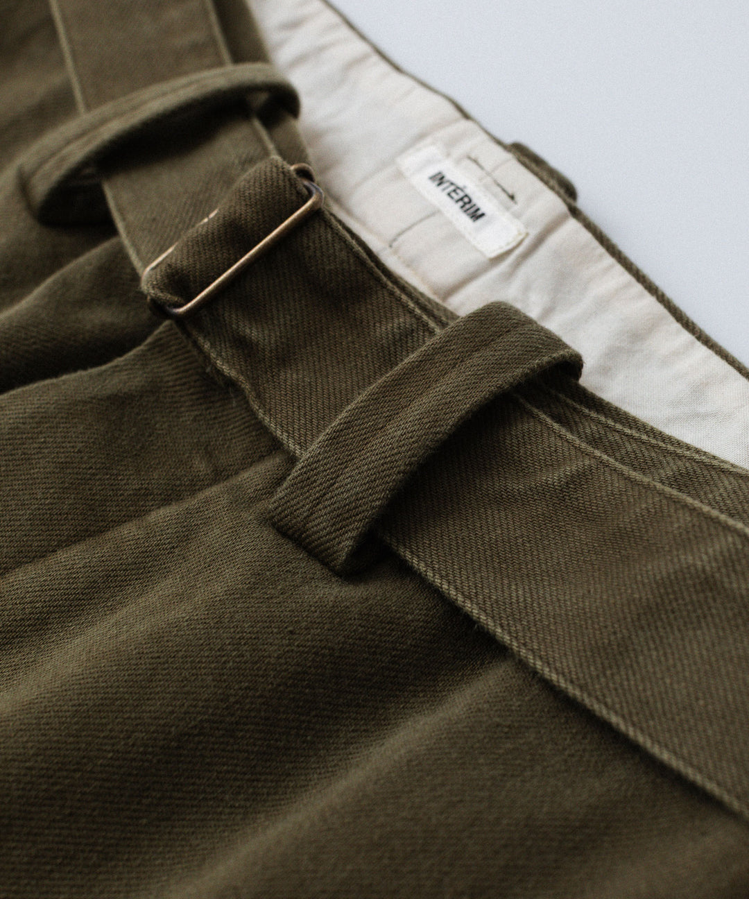 【INTÉRIM】   HEAVY PIMA TWILL  BELTED MIL BAGGY TROUSER - ARMY GREEN