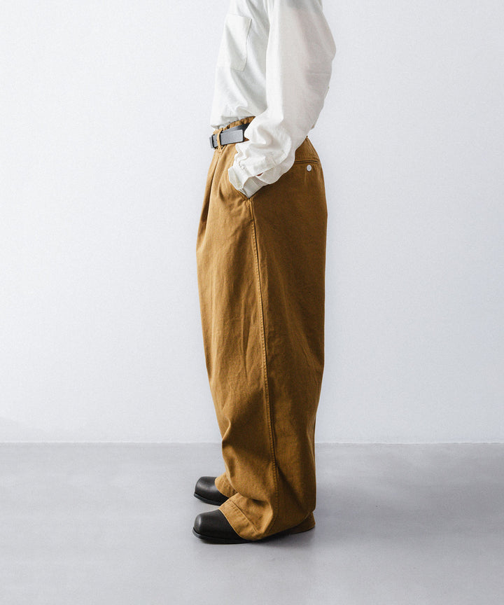 【concause】 WIDE WORK TROUSERS - CAMEL
