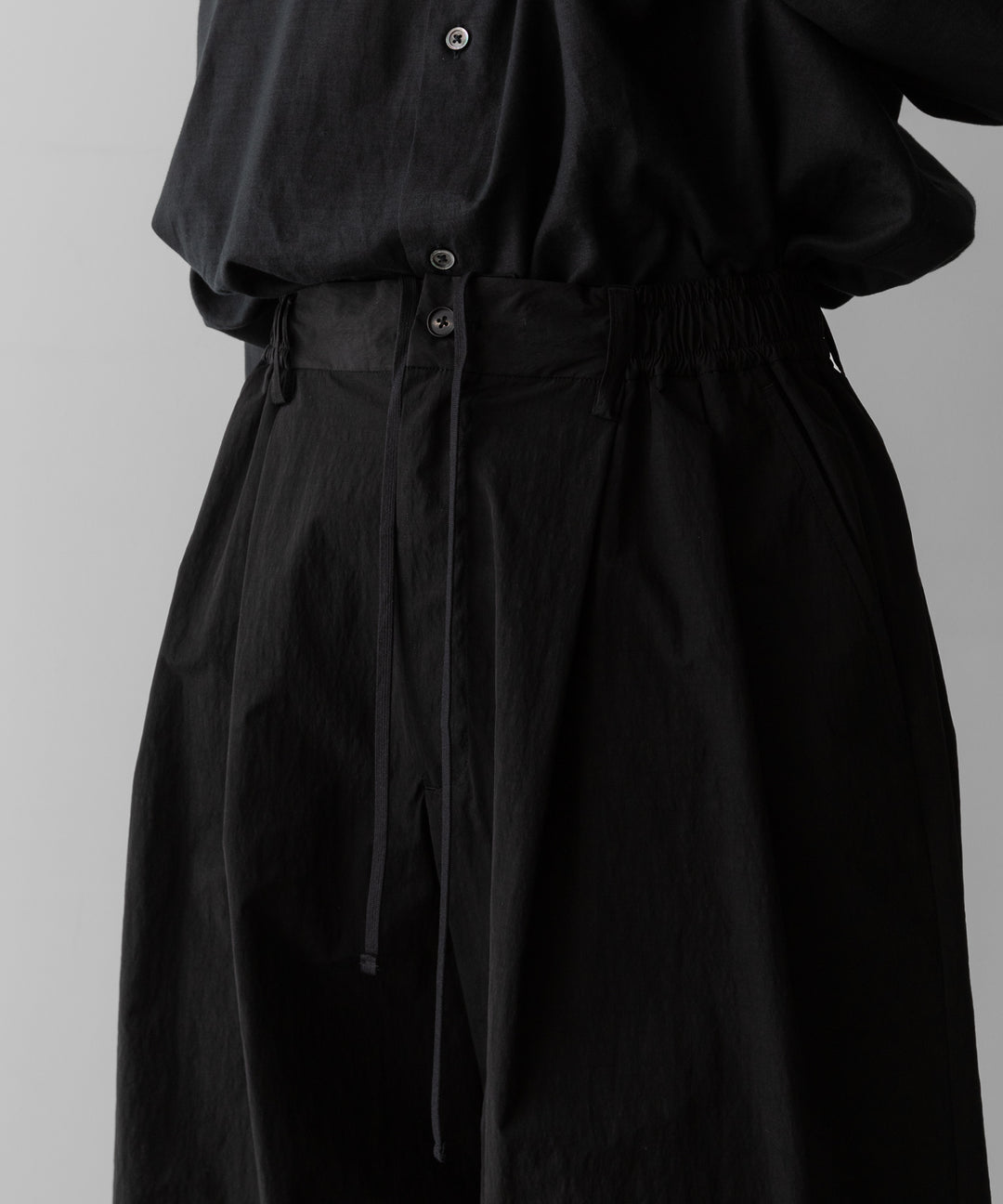 ssstein(シュタイン)のWINDPROOF NYLON WIDE EASY SHORT TROUSERS - BLACKの公式通販サイトsession福岡セレクトショップ