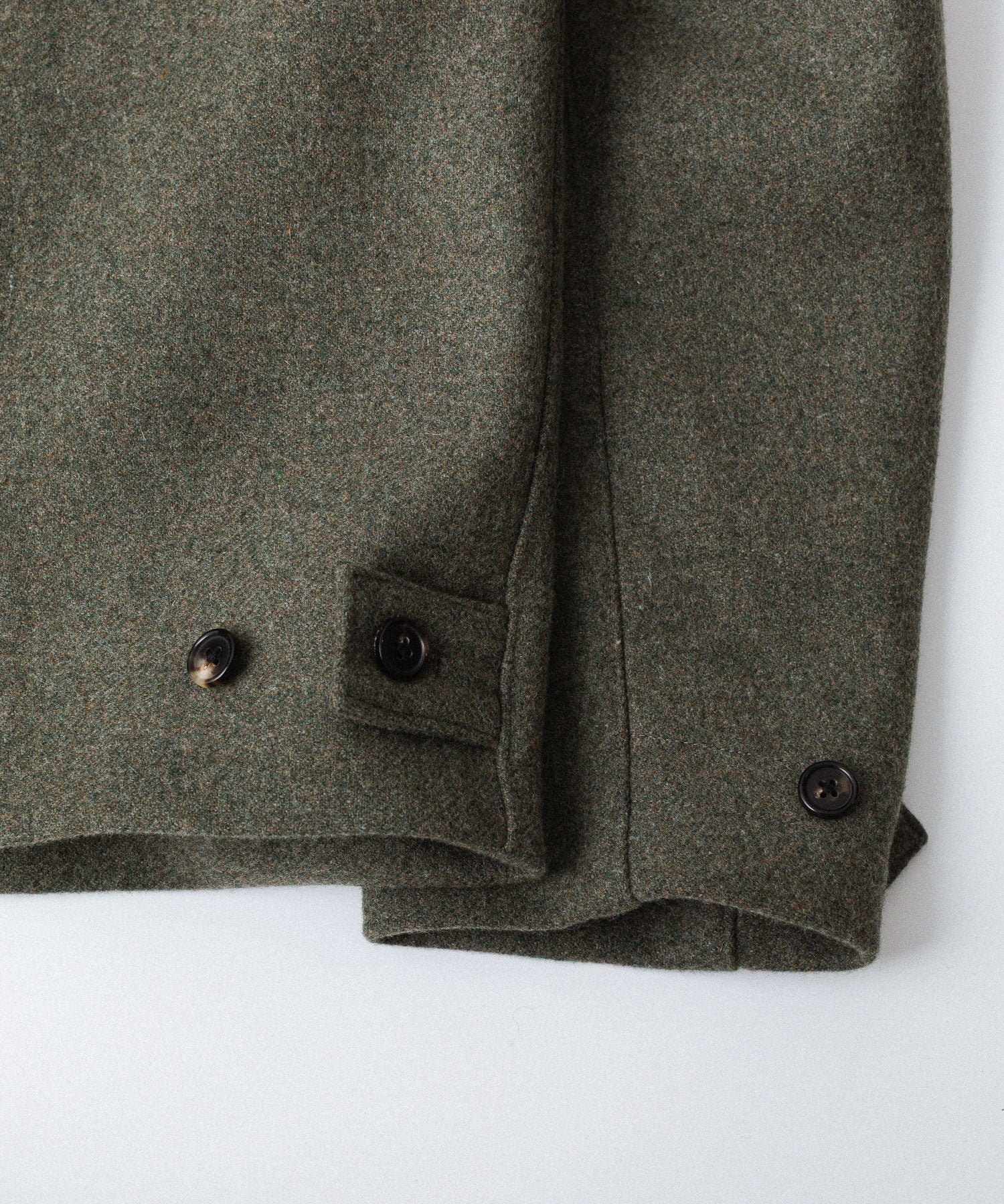 INTÉRIM - インテリムのHEAVY DOUBLE FACED MELANGE WOOL FELT DEAD STOCK LEATHER COLLAR HARRINGTON JACKETのSAGE公式通販サイトsession福岡セレクトショップ