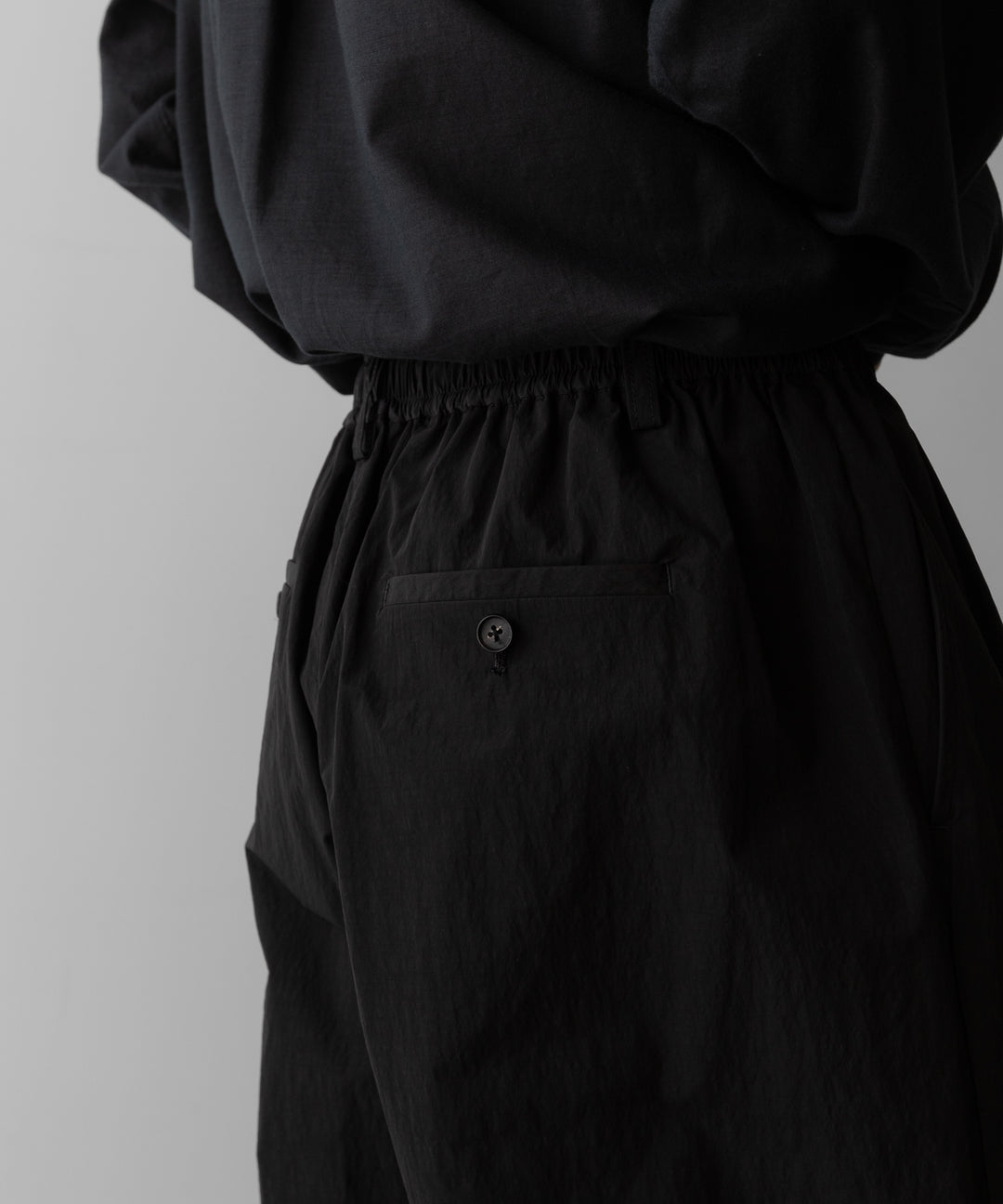 ssstein(シュタイン)のWINDPROOF NYLON WIDE EASY SHORT TROUSERS - BLACKの公式通販サイトsession福岡セレクトショップ