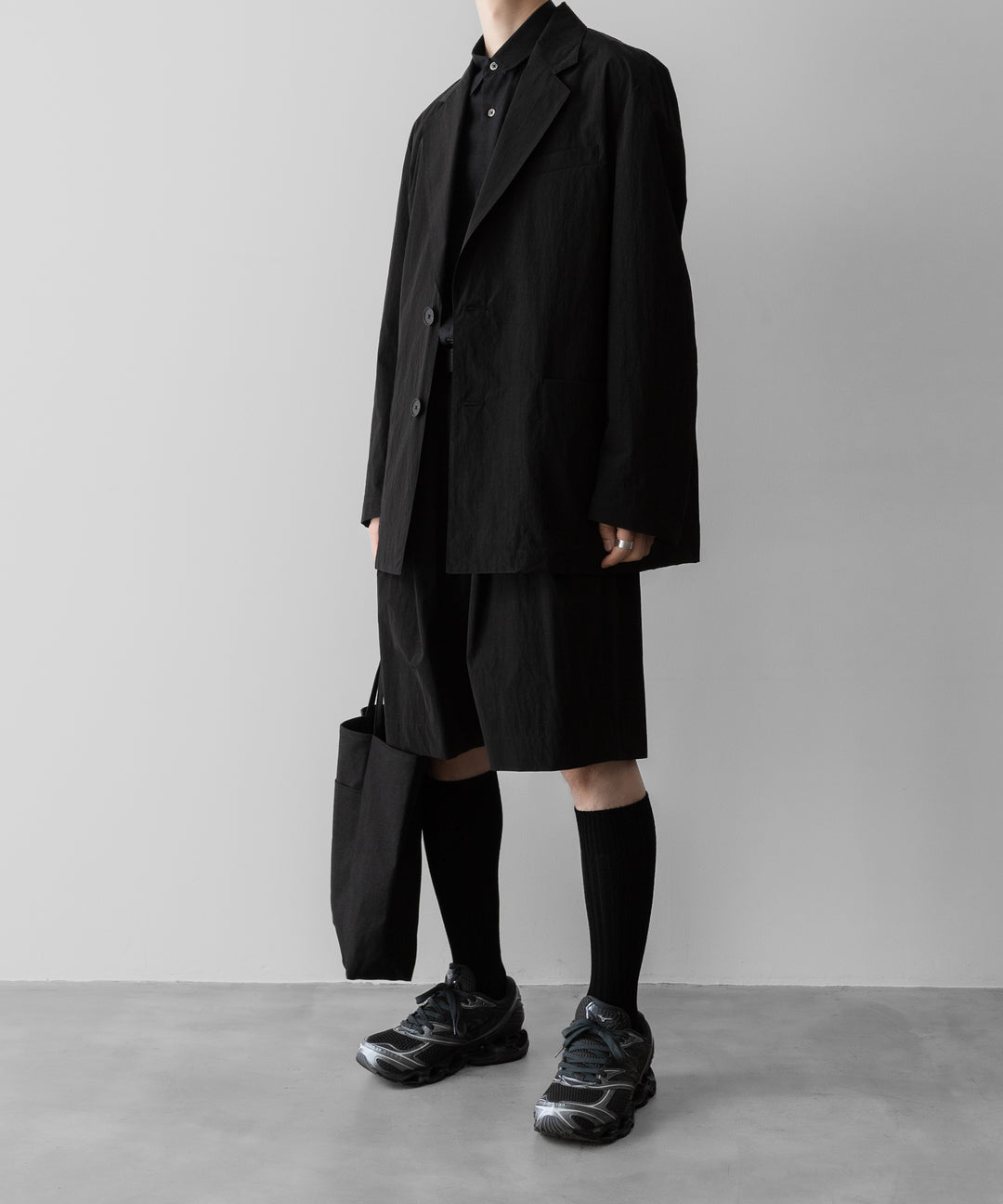 ssstein(シュタイン)のWINDPROOF NYLON WIDE EASY SHORT TROUSERS - BLACKの公式通販サイトsession福岡セレクトショップ