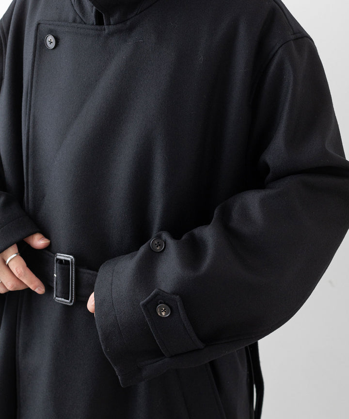 stein(シュタイン)の23AWコレクションのOVERESIZED DOUBLE BREASTED COATのBLACK
