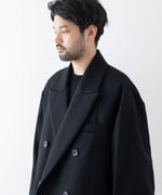 画像をギャラリービューアに読み込む, stein(シュタイン)の23AWコレクションEXTRA OVERSIZED DOUBLE BREASTED JACKETのBLACK
