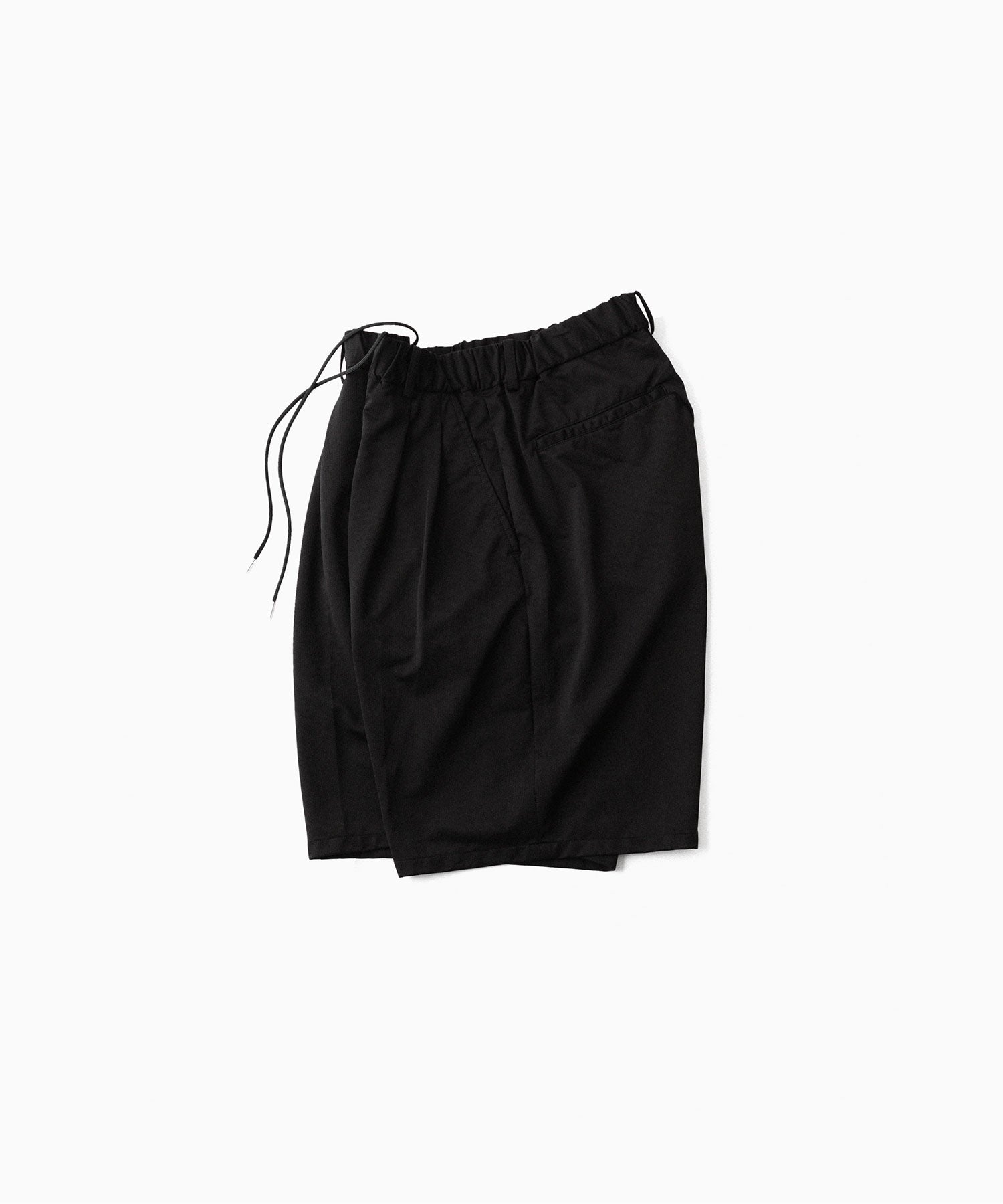 KANEMASA PHIL.】36G NYLON TUCK EASY SHORTS - BLACK DYE | 公式通販
