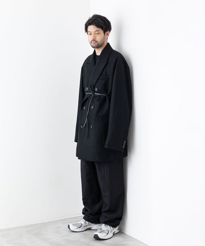 stein(シュタイン)の23AWコレクションEXTRA OVERSIZED DOUBLE BREASTED JACKETのBLACK