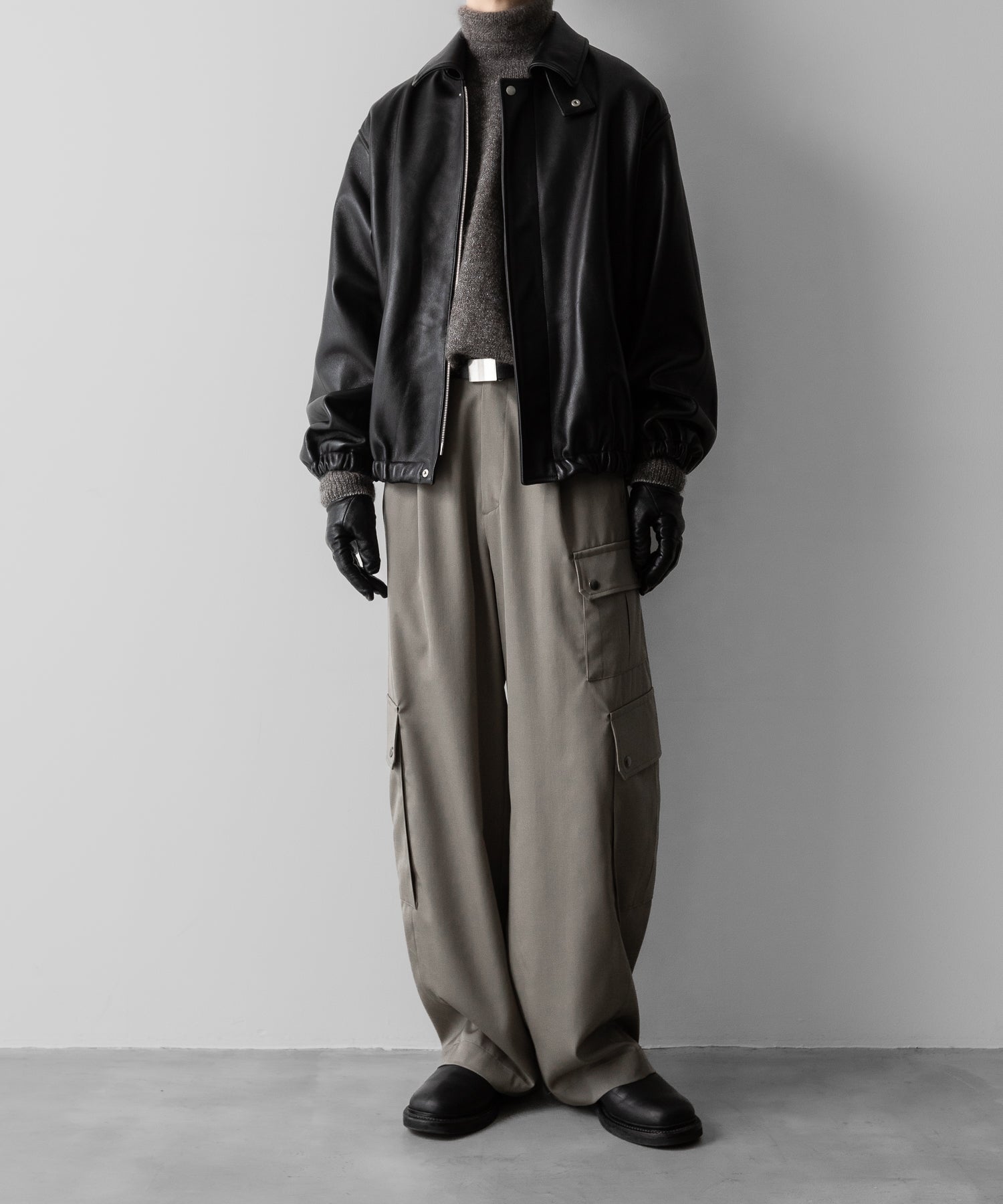 ssstein(シュタイン)のCARGO POCKET WIDE EASY TROUSERS - TAUPE BEIGEの公式通販サイトsession福岡セレクトショップ