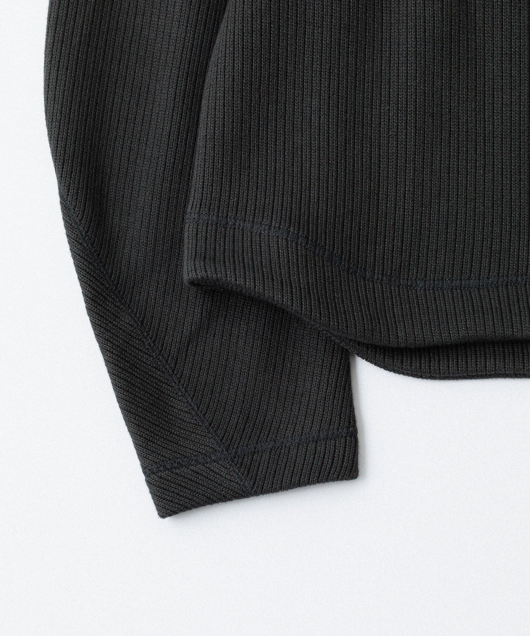 OPPOSE DUALITY-オポーズデュアリティのNO COLLAR RIB ZIP TOPのBLACK公式通販サイトsession福岡セレクトショップ