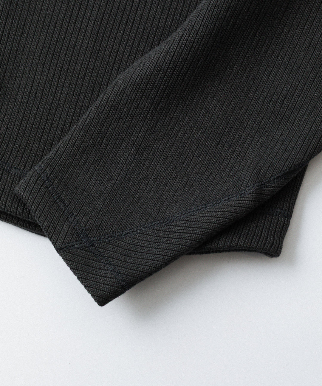 OPPOSE DUALITY-オポーズデュアリティのNO COLLAR RIB ZIP TOPのBLACK公式通販サイトsession福岡セレクトショップ