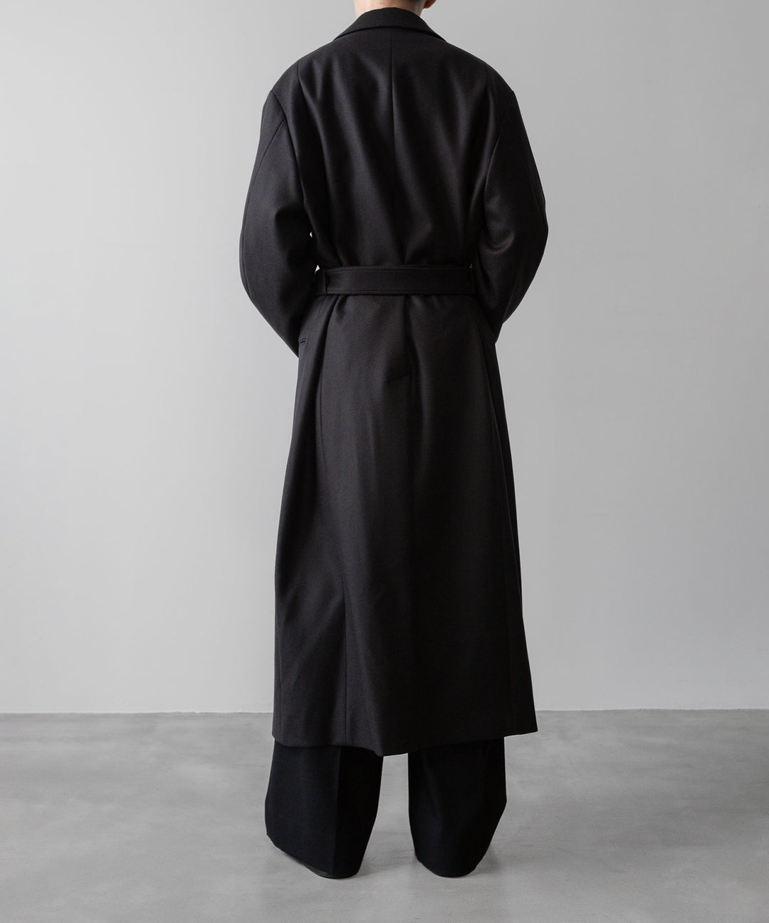 ssstein(シュタイン)の24AWコレクション OVERSIZED MAXI-LENGTH PEAKED LAPEL COAT - DARK CHARCOAL 公式通販サイトsession福岡セレクトショップ