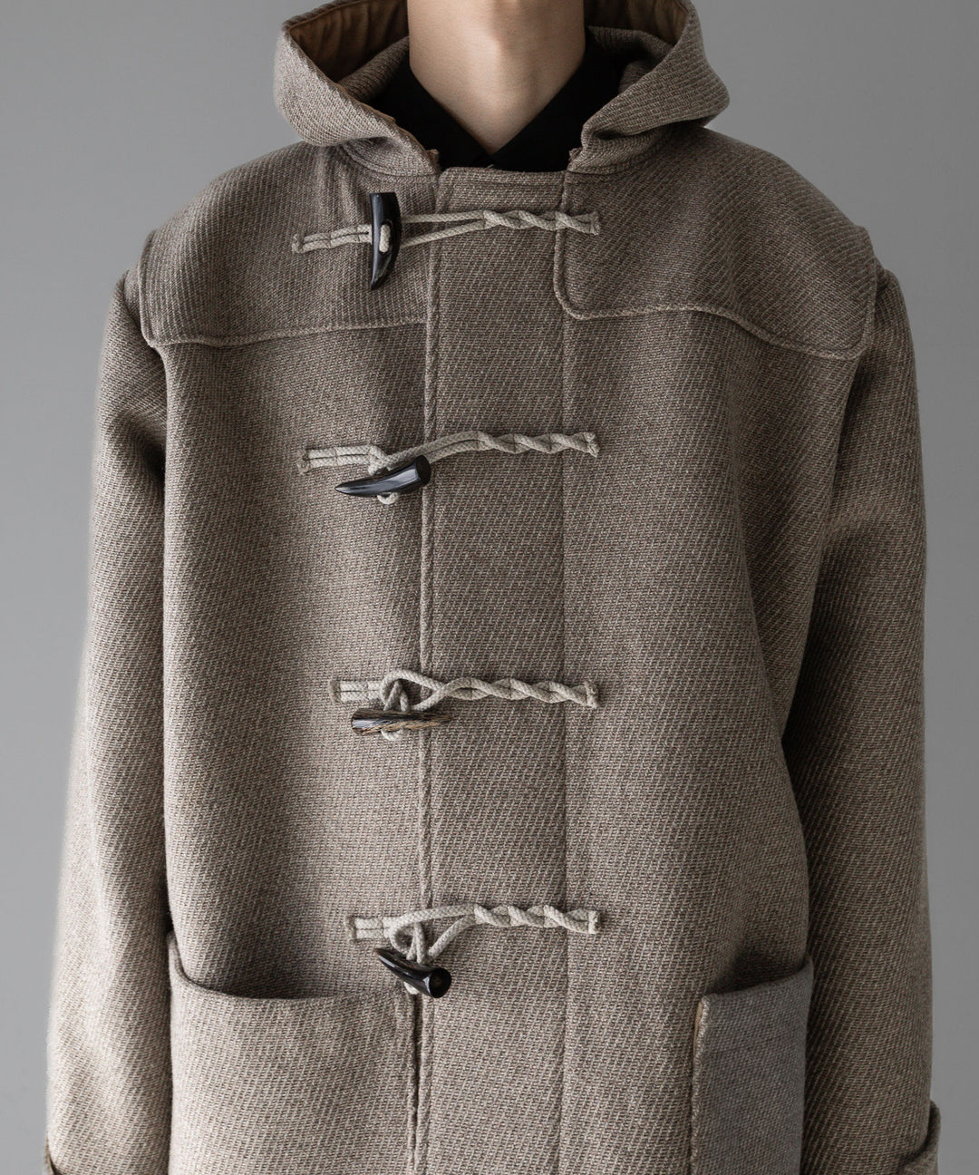 INTÉRIM(インテリム)の23AWコレクションHYPER BIG CASHMERE HEAVY ROYAL NAVY DUFFEL COAT - BEIGE 公式通販サイトsession福岡セレクトショップ