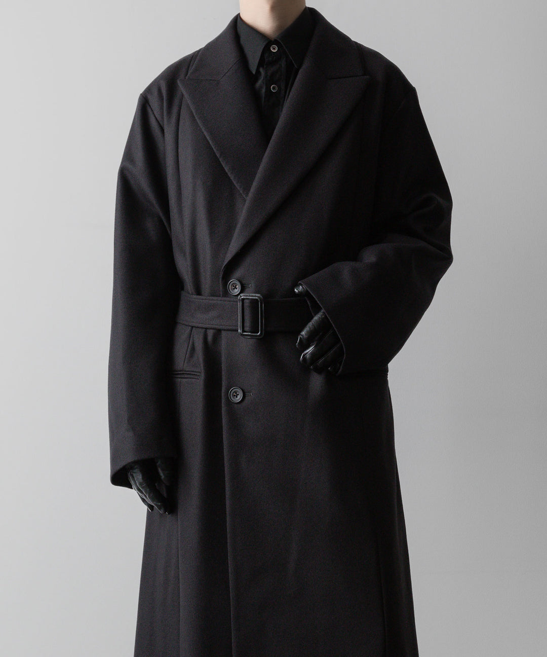 ssstein(シュタイン)の24AWコレクション OVERSIZED MAXI-LENGTH PEAKED LAPEL COAT - DARK CHARCOAL 公式通販サイトsession福岡セレクトショップ