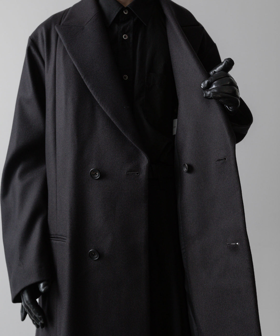 ssstein(シュタイン)の24AWコレクション OVERSIZED MAXI-LENGTH PEAKED LAPEL COAT - DARK CHARCOAL 公式通販サイトsession福岡セレクトショップ