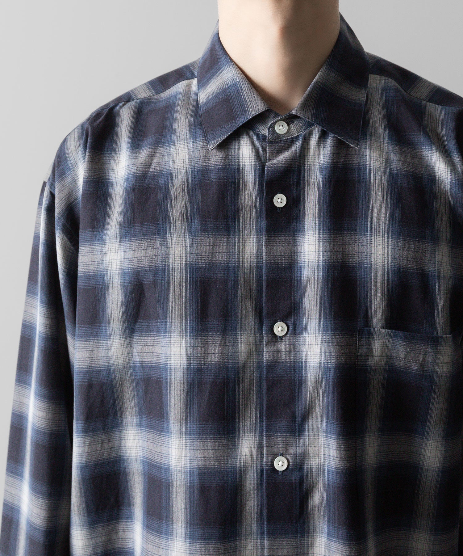 ssstein(シュタイン)の24AWコレクション OVERSIZED DOWN PAT SHIRT - NAVY OMBRE 公式通販サイトsession福岡セレクトショップ