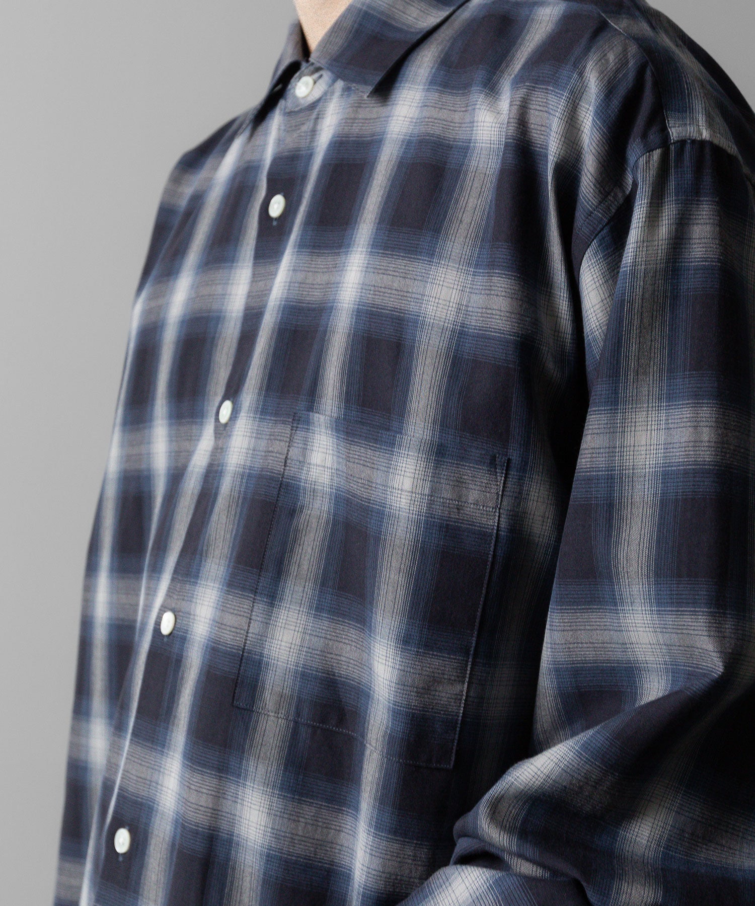 ssstein(シュタイン)の24AWコレクション OVERSIZED DOWN PAT SHIRT - NAVY OMBRE 公式通販サイトsession福岡セレクトショップ