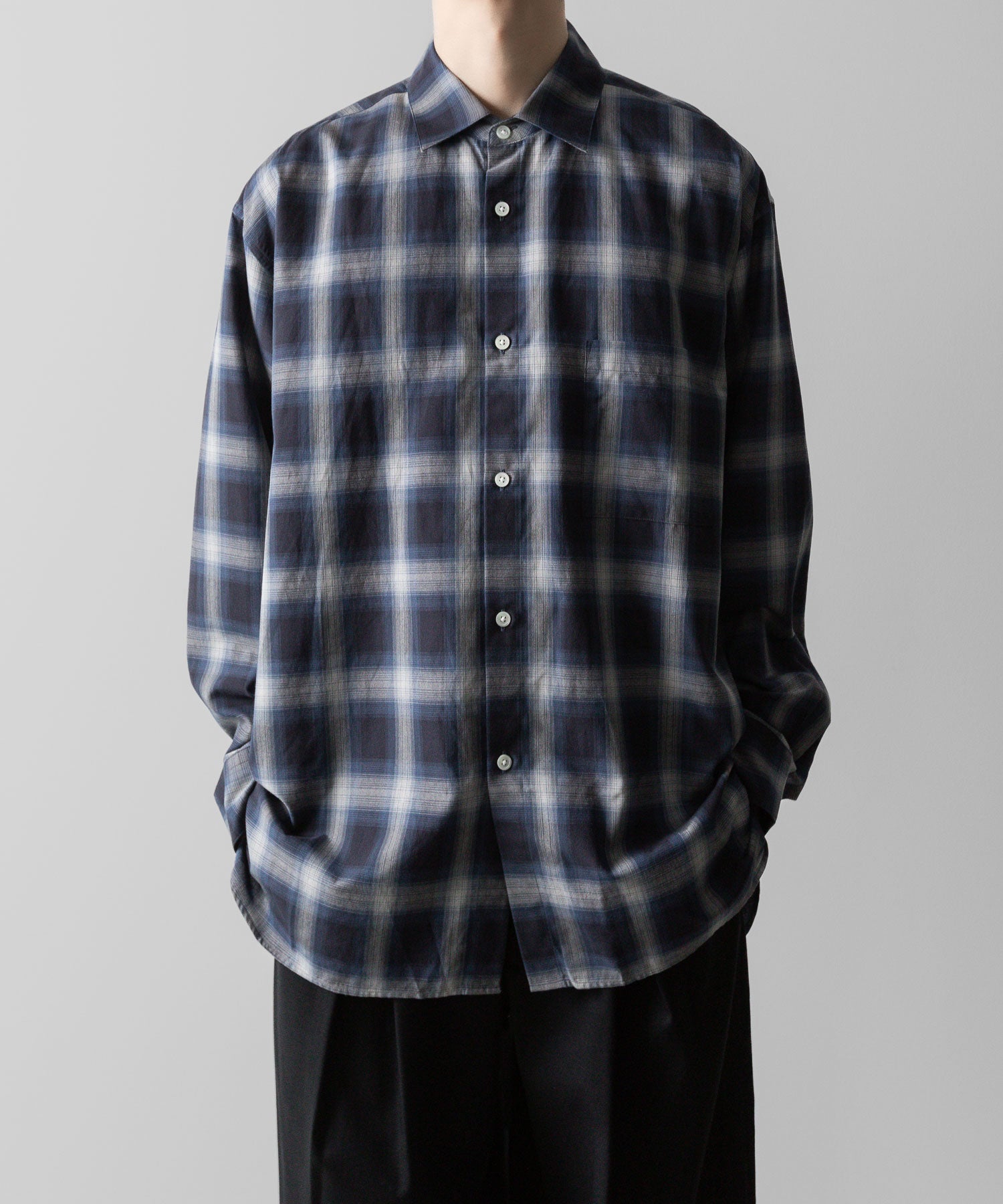 ssstein(シュタイン)の24AWコレクション OVERSIZED DOWN PAT SHIRT - NAVY OMBRE 公式通販サイトsession福岡セレクトショップ