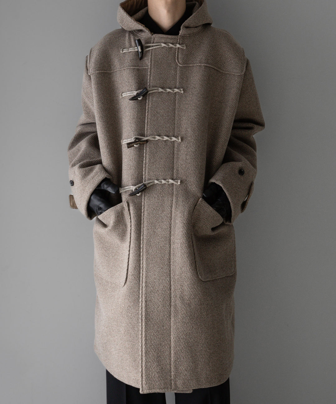 INTÉRIM(インテリム)の23AWコレクションHYPER BIG CASHMERE HEAVY ROYAL NAVY DUFFEL COAT - BEIGE 公式通販サイトsession福岡セレクトショップ