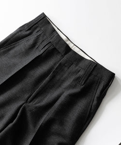 【INTÉRIM】HERRING BONE WOOL SUITING 1-TUCK WIDE TAPERED SLACKS - BLACK