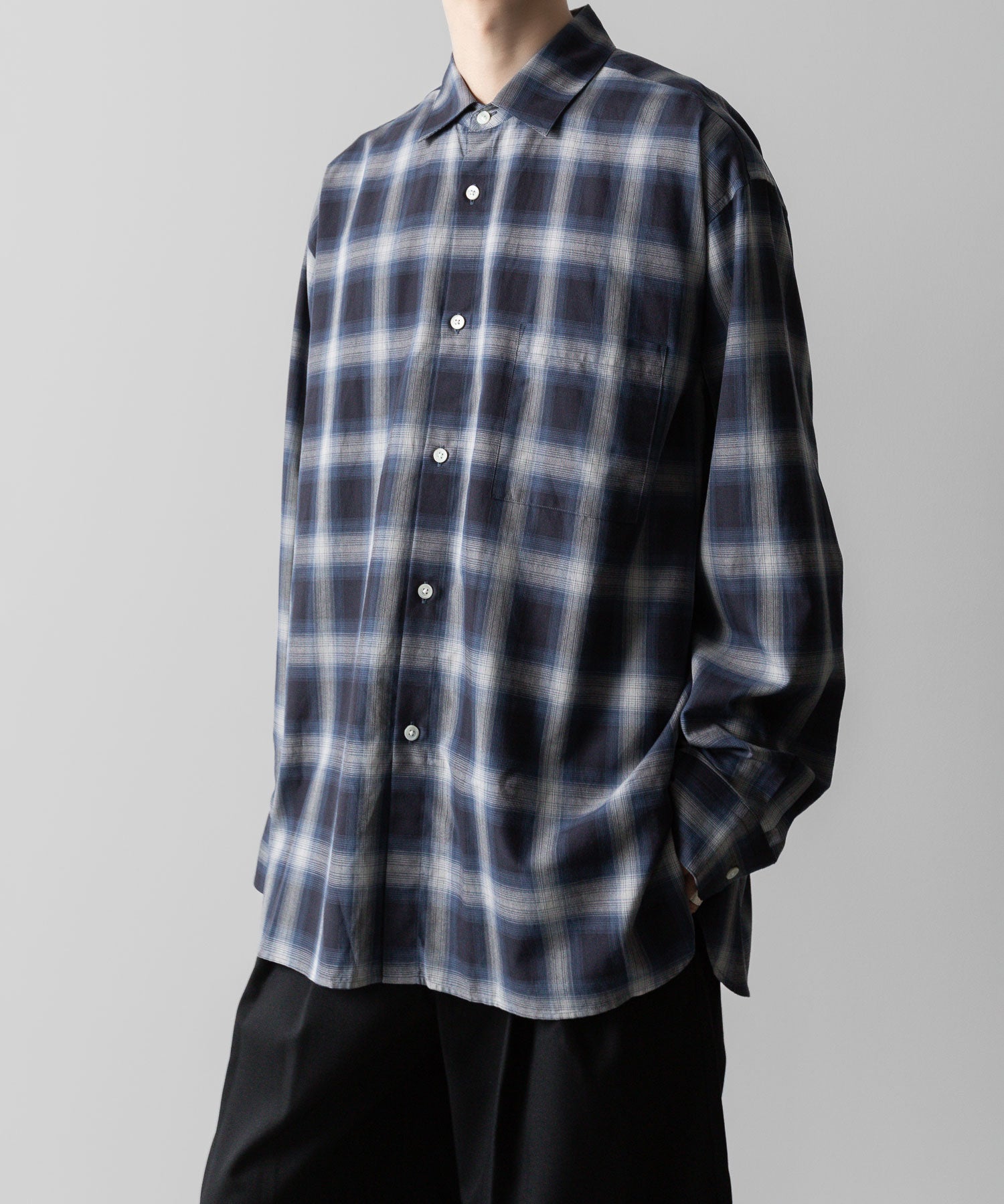 ssstein(シュタイン)の24AWコレクション OVERSIZED DOWN PAT SHIRT - NAVY OMBRE 公式通販サイトsession福岡セレクトショップ