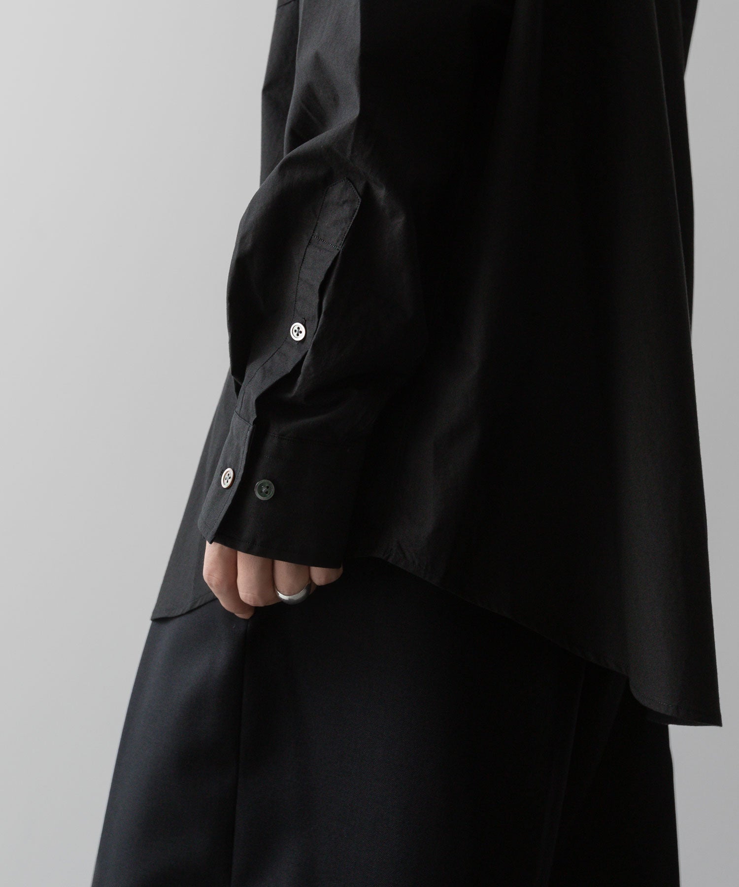 ssstein(シュタイン)の24AWコレクション OVERSIZED STANDARD SHIRT - BLACK 公式通販サイトsession福岡セレクトショップ