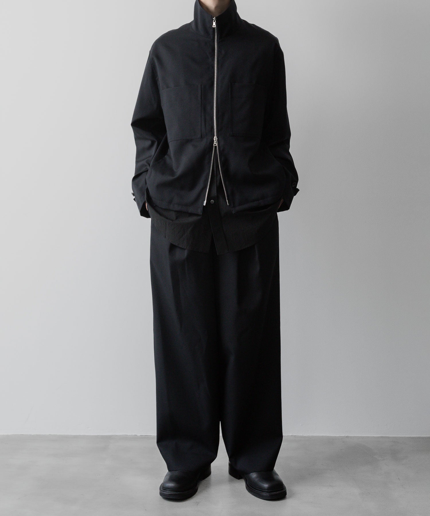 ssstein(シュタイン)の24AWコレクション EASY WIDE TROUSERS (2/72 WOOL GABARDINE) - BLACK 公式通販サイトsession福岡セレクトショップ