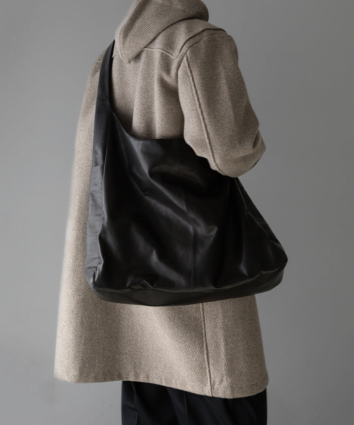INTÉRIM(インテリム)の23AWコレクションHYPER BIG CASHMERE HEAVY ROYAL NAVY DUFFEL COAT - BEIGE 公式通販サイトsession福岡セレクトショップ