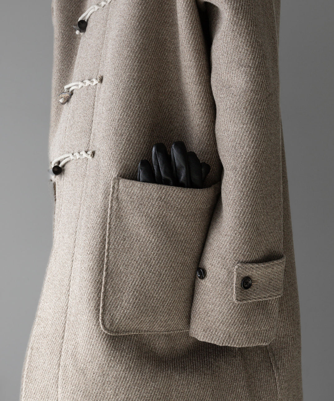 INTÉRIM(インテリム)の23AWコレクションHYPER BIG CASHMERE HEAVY ROYAL NAVY DUFFEL COAT - BEIGE 公式通販サイトsession福岡セレクトショップ