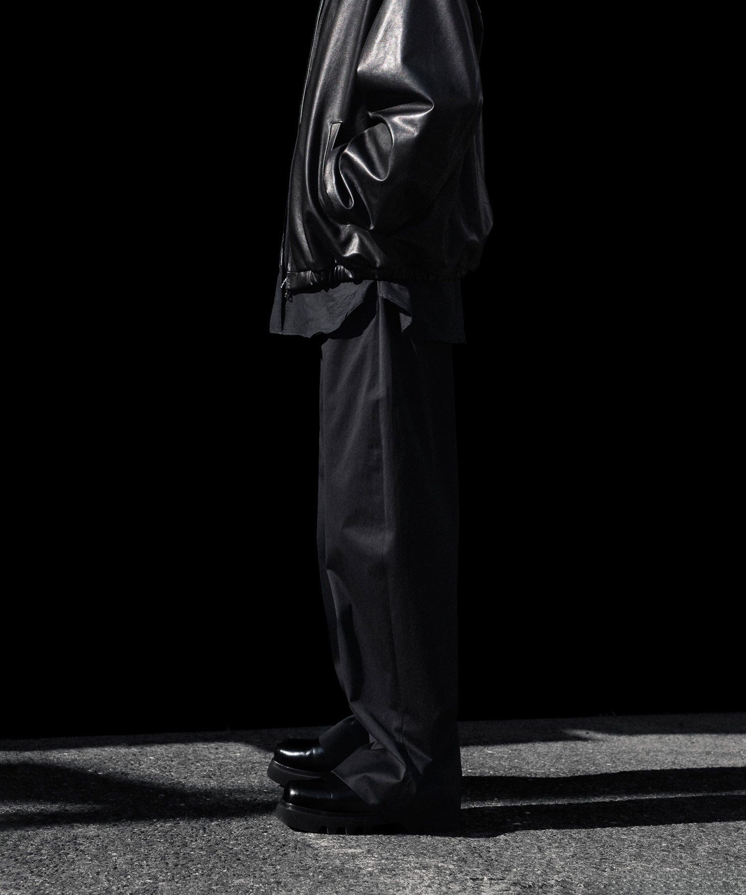 ssstein / シュタイン】COTTON SATIN ROUND PANTS - BLACK | 公式通販