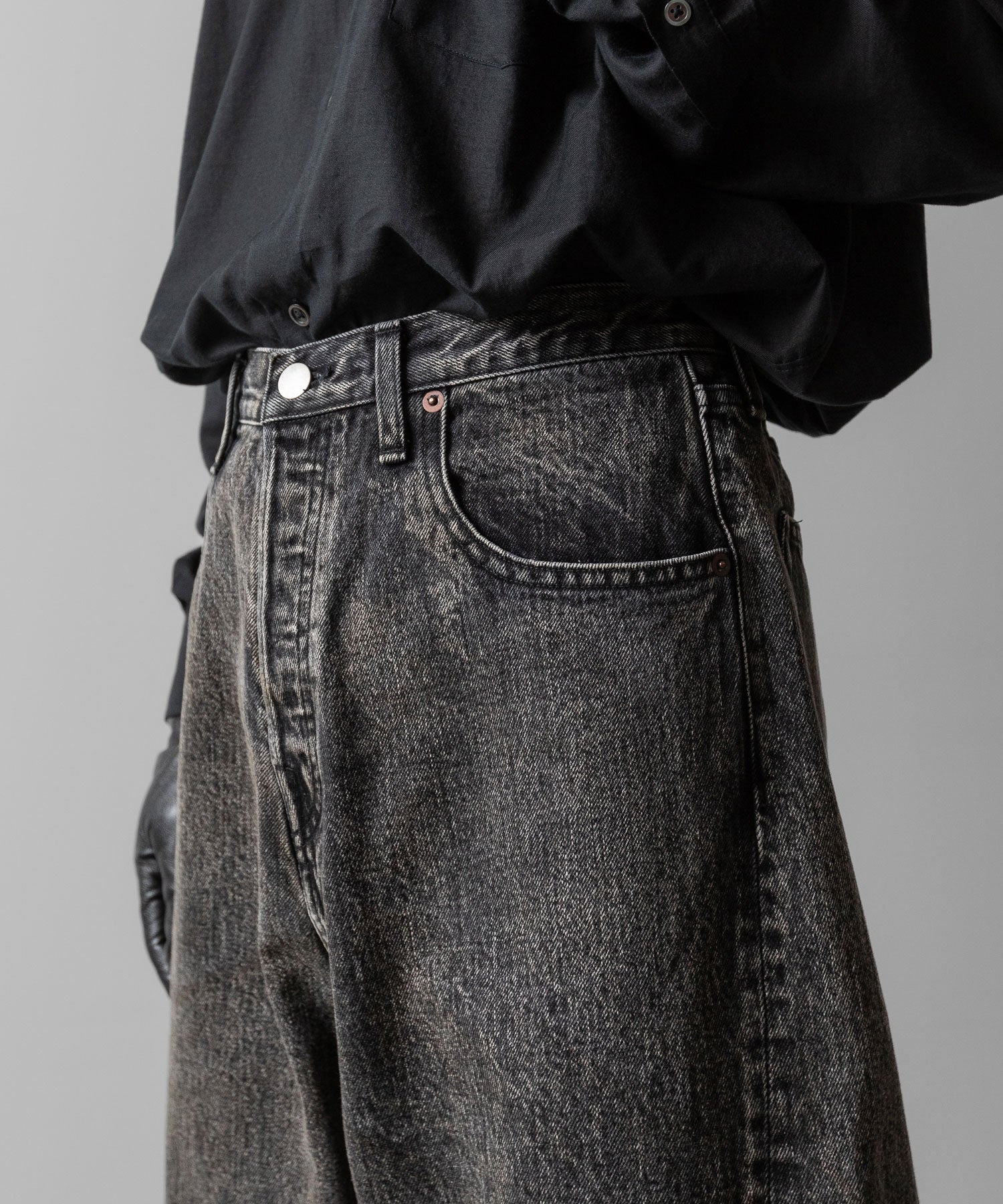 ssstein(シュタイン)のTWIST SEAM BAGGY VINTAGE DENIM JEANS - BLACKの公式通販サイトsession福岡セレクトショップ