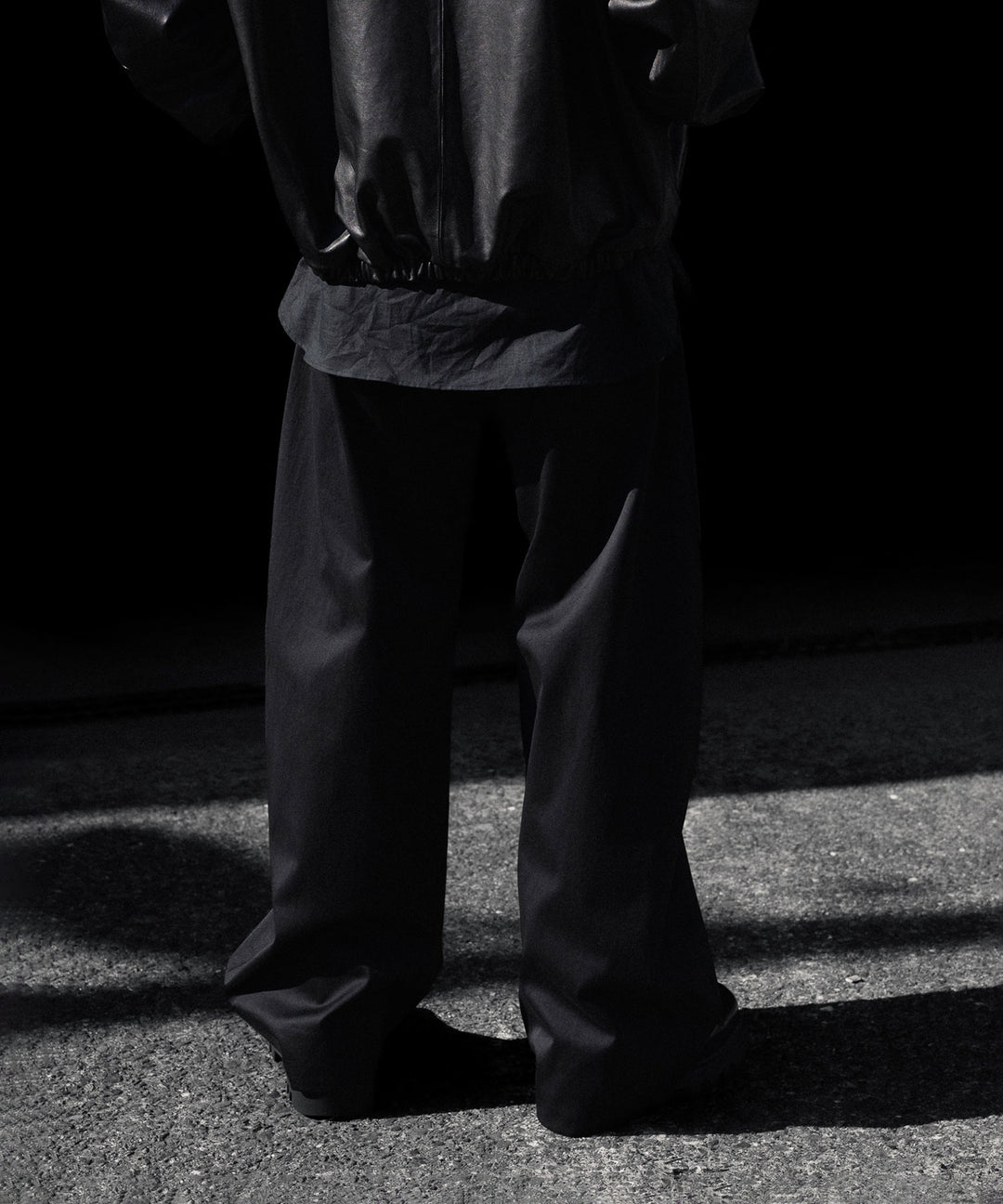ssstein(シュタイン)のCOTTON SATIN ROUND PANTS - BLACKの公式通販サイトsession福岡セレクトショップ
