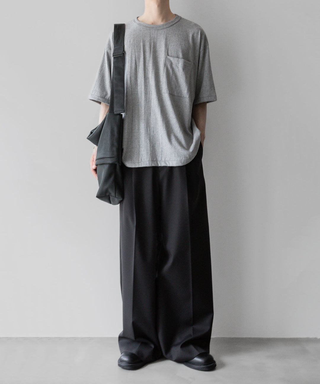 【INTÉRIM】インテリムのBINDER NECK LOOP WHEEL AME-KAJI POCKET TEE - A.GRAYの公式通販サイトsession福岡セレクトショップ
