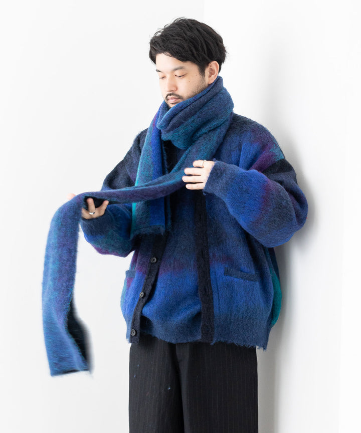 stein(シュタイン)の23AWコレクションGRADATION MOHAIR MUFFLERのBLUE BLACK