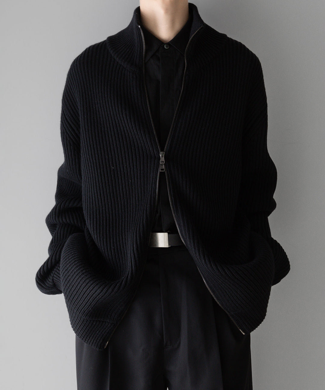 【INTÉRIM】インテリムのドライバーズニット LIMITED HAND FRAMED DRIVERS ZIP KNIT - BLACK 公式通販サイトsession福岡セレクトショップ