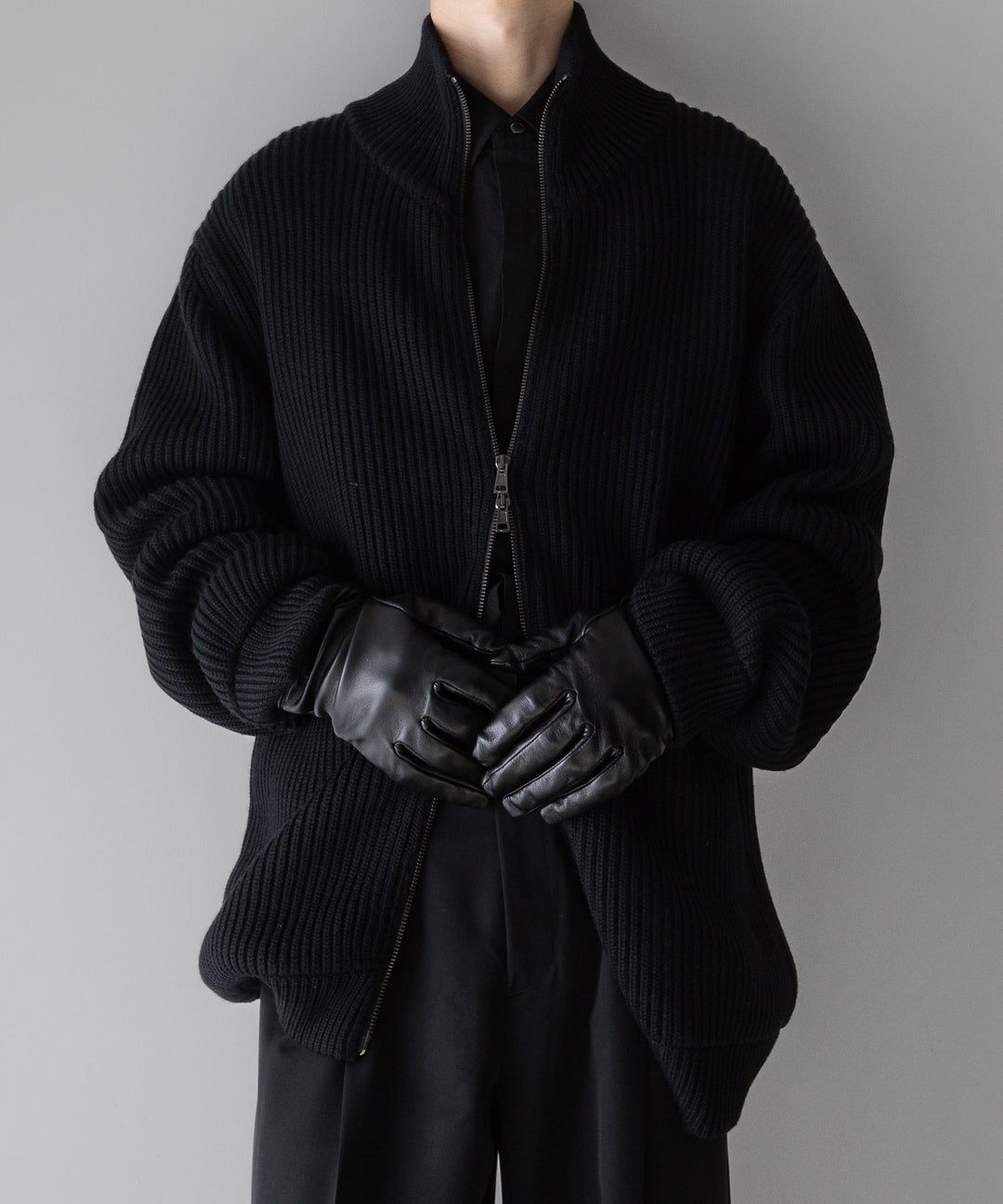 【INTÉRIM】インテリムのドライバーズニット LIMITED HAND FRAMED DRIVERS ZIP KNIT - BLACK 公式通販サイトsession福岡セレクトショップ