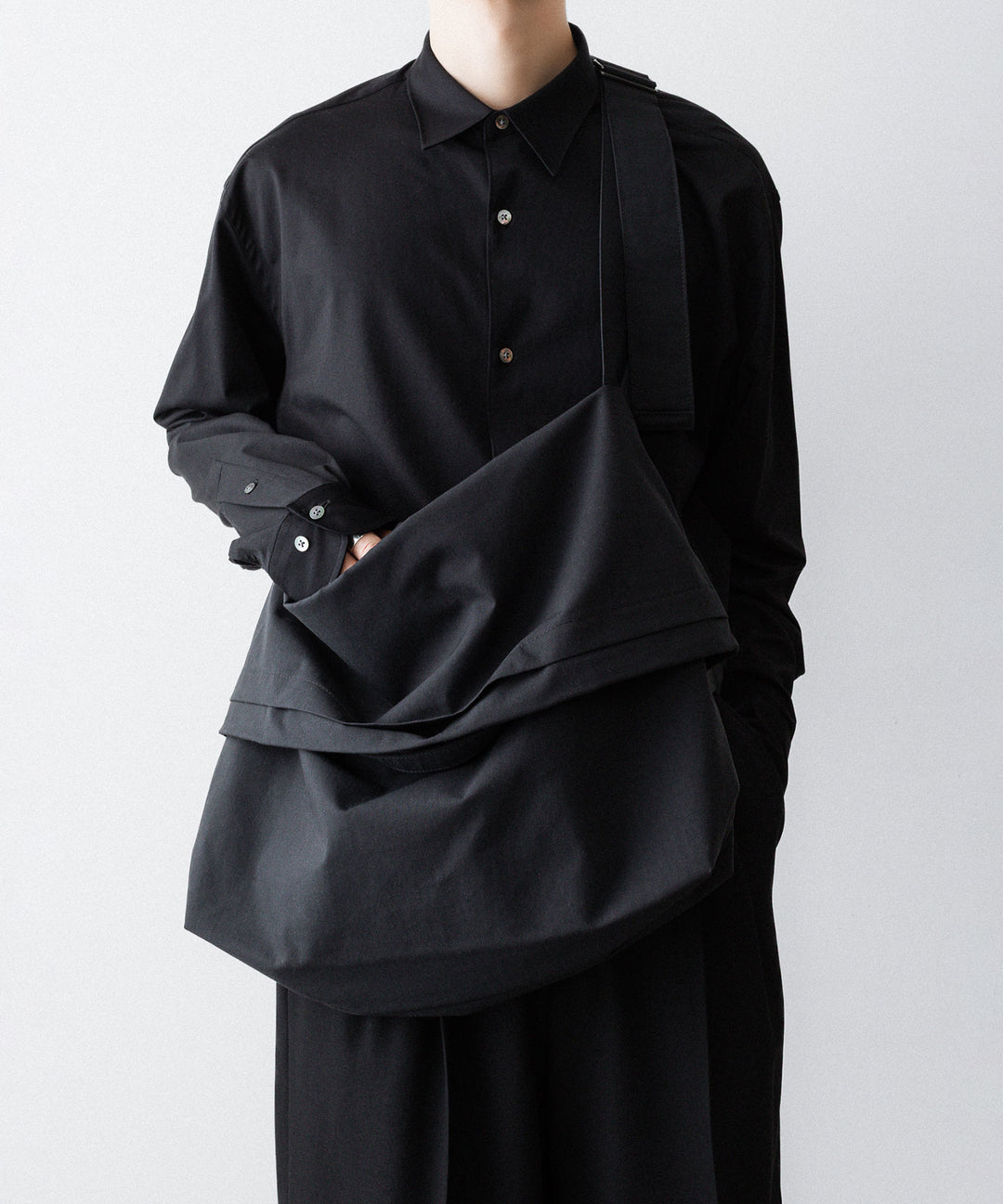 KaILI(カイリ)のTRANSFORM BAG L - BLACKの公式通販サイトsession福岡セレクトショップ
