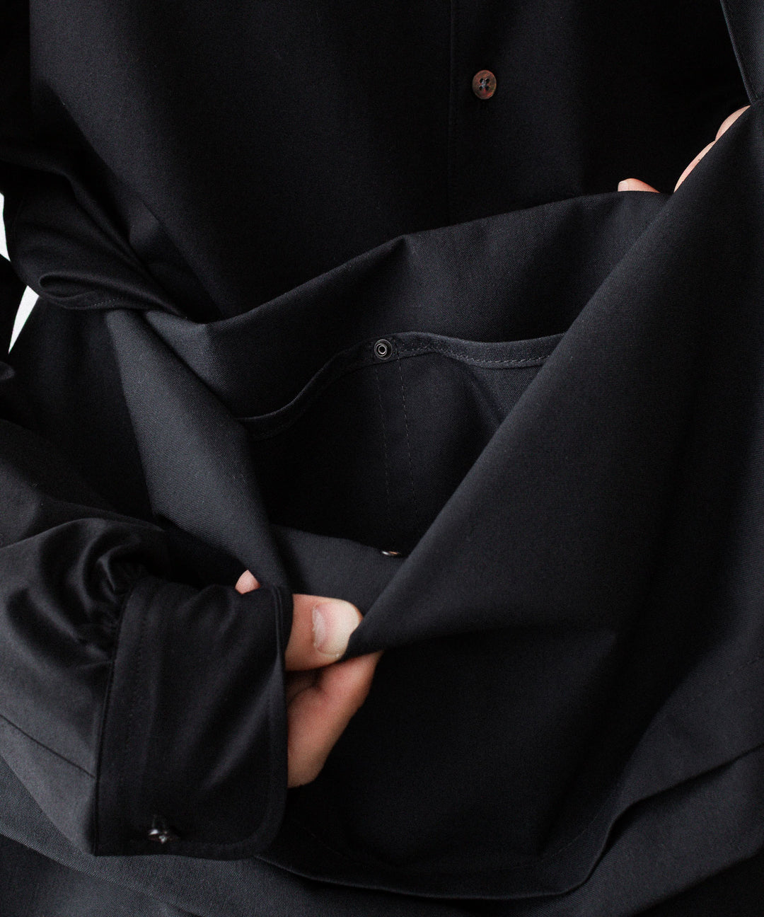 KaILI(カイリ)のTRANSFORM BAG L - BLACKの公式通販サイトsession福岡セレクトショップ