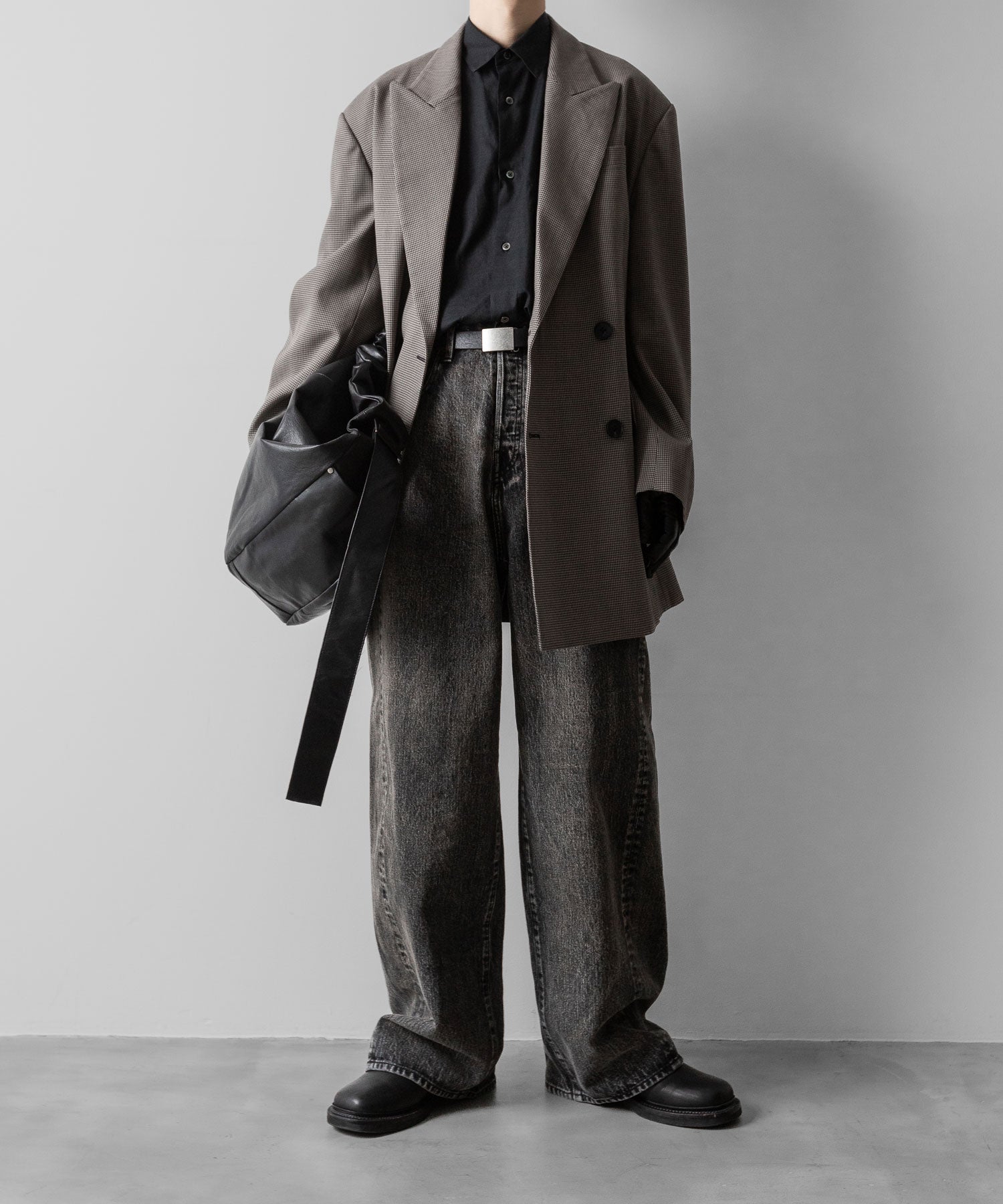 ssstein(シュタイン)のTWIST SEAM BAGGY VINTAGE DENIM JEANS - BLACKの公式通販サイトsession福岡セレクトショップ