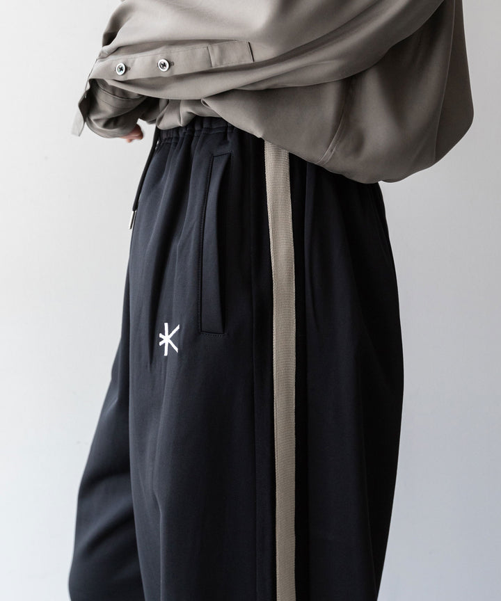 【KANEMASA PHIL.】カネマサのトラックパンツ ECONYL JERSEY TRACK PANTS - BLACK 公式通販session福岡セレクトショップ