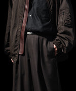 画像をギャラリービューアに読み込む, ssstein(シュタイン)のEASY WIDE TROUSERS (2/60 WOOL GABARDINE) - MILITARY KHAKIの公式通販サイトsession福岡セレクトショップ
