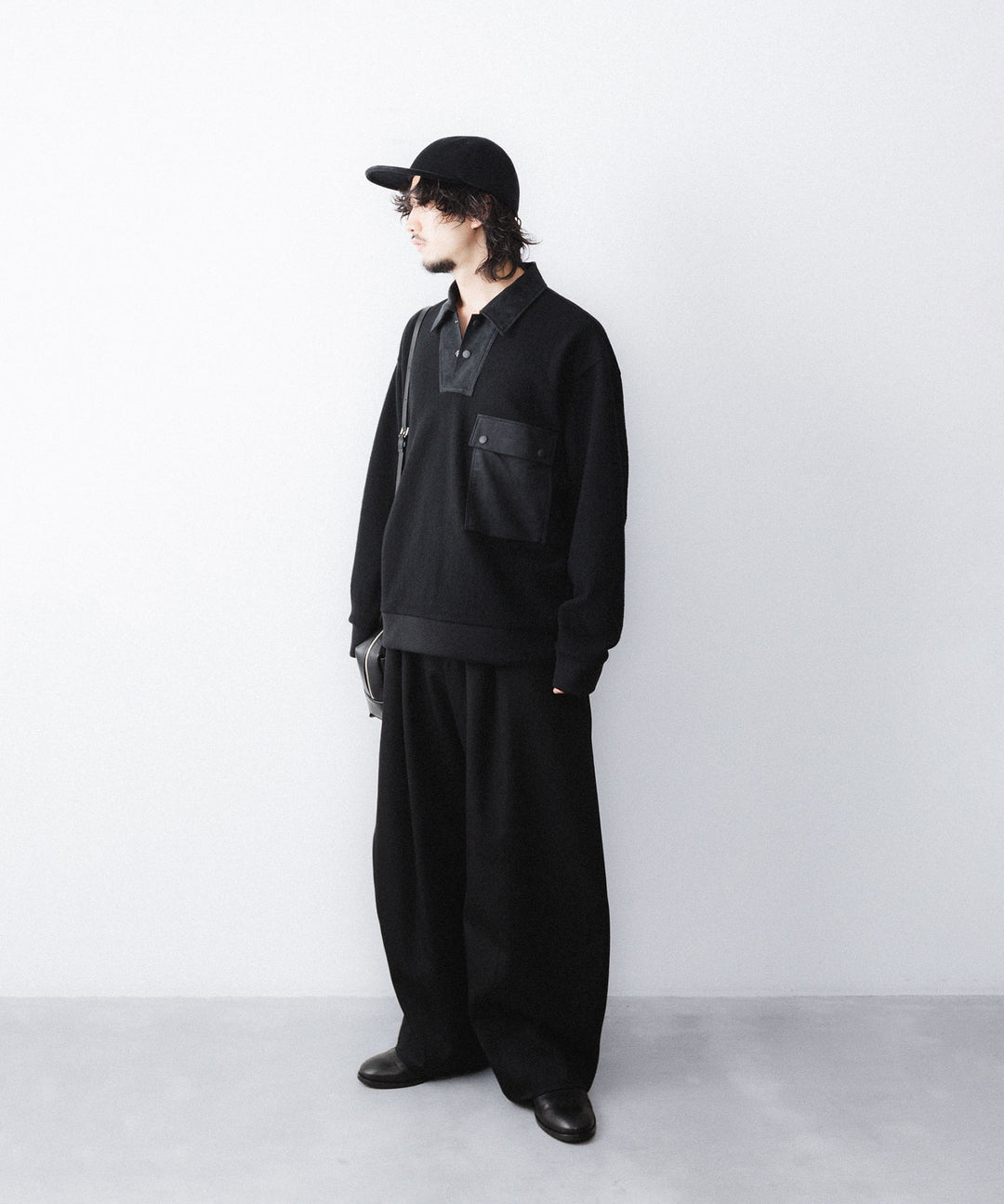 UJOH - ウジョーのPOLO COLLAR PULLOVER のBLACK公式通販サイトsession福岡セレクトショップ