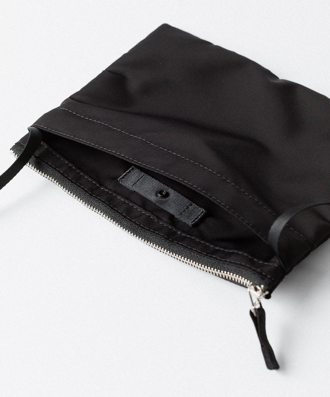 KaILI カイリ SATELLITE POUCH S NSのBLACK 公式通販サイトsession福岡セレクトショップ 