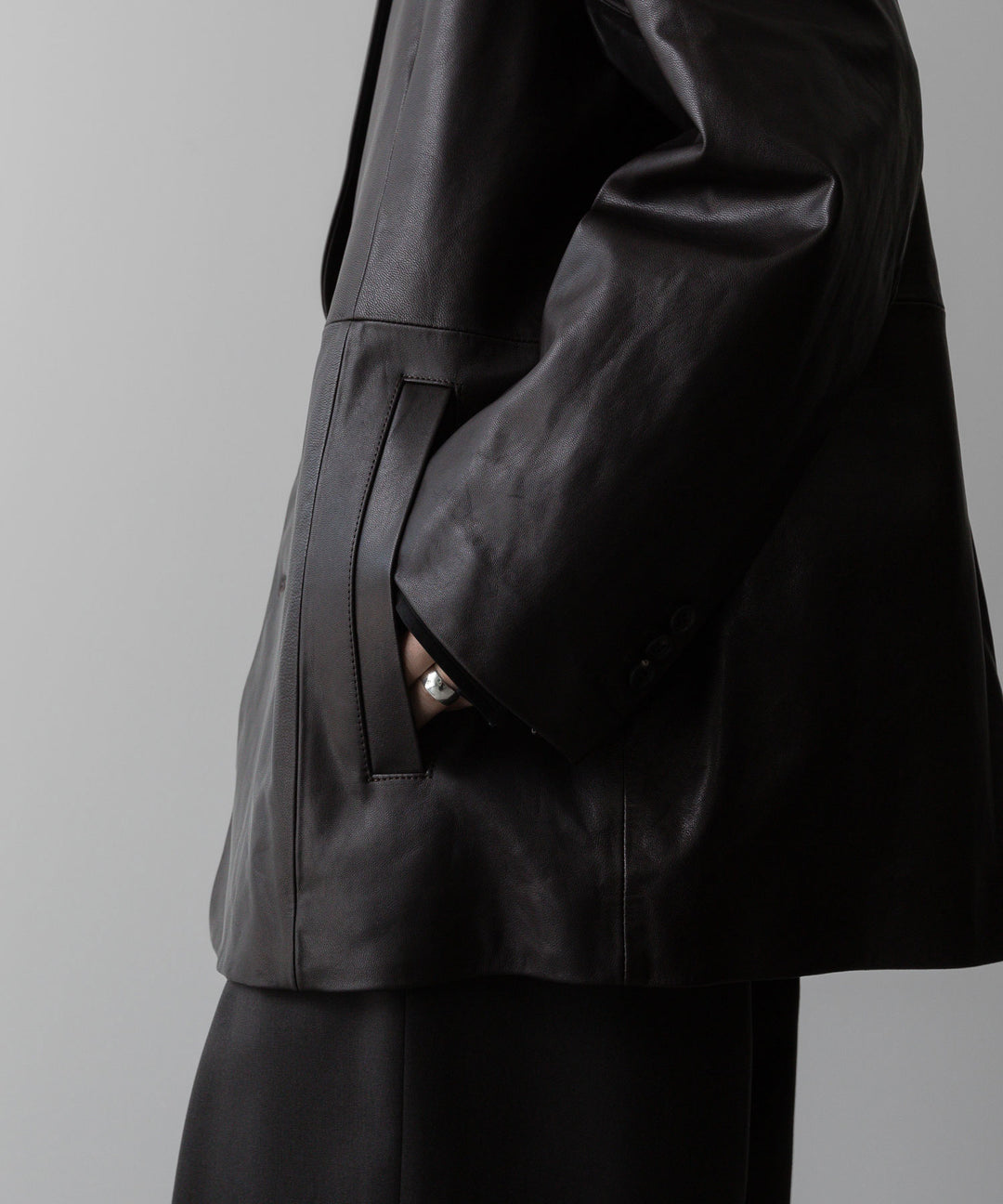 ssstein(シュタイン)の24AWコレクション LEATHER DOUBLE BRESTED JACKET - DARK BROWN 公式通販サイトsession福岡セレクトショップ