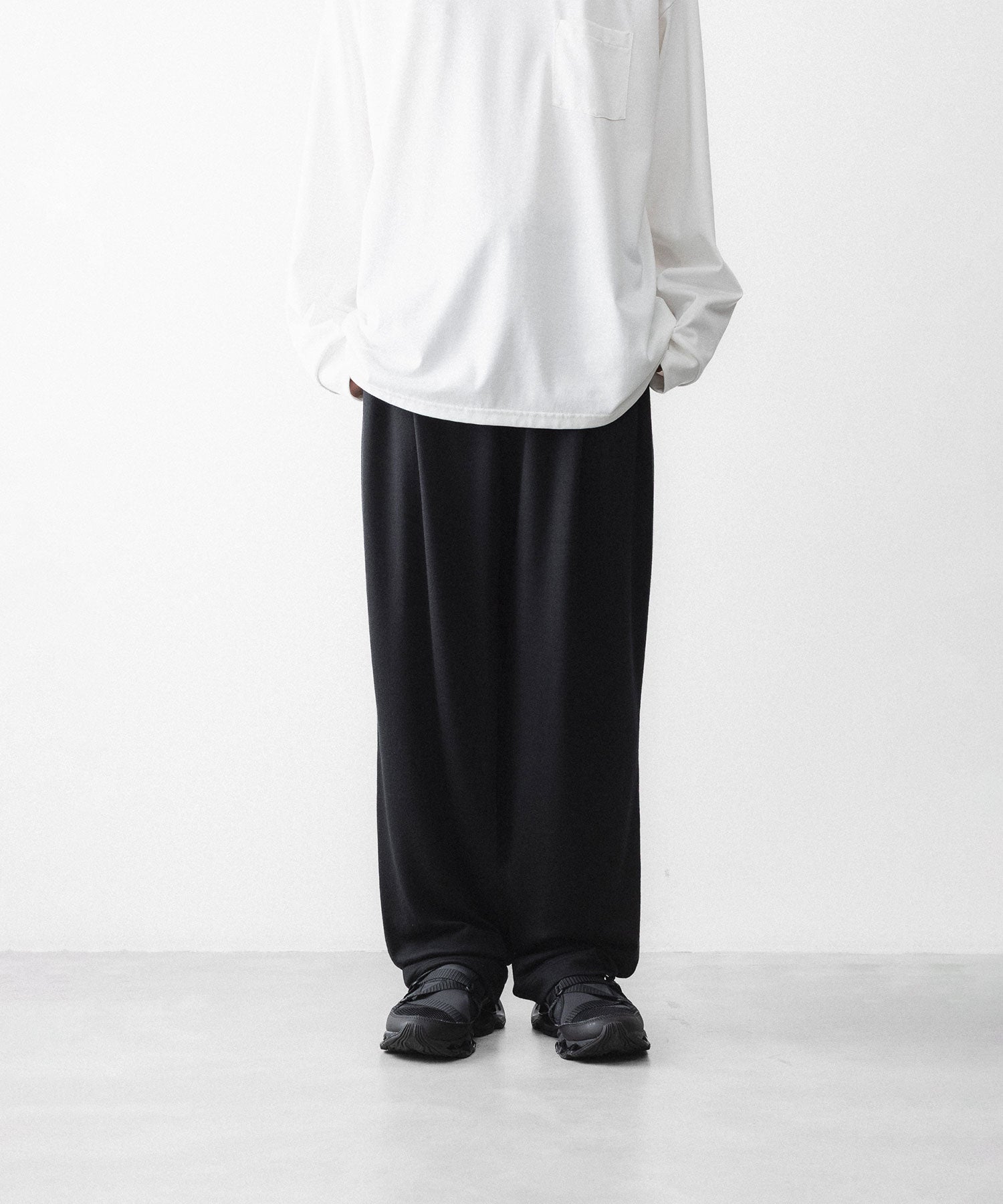 ssstein / シュタイン】WIDE TAPERED PANTS - BLACK | 公式通販サイト