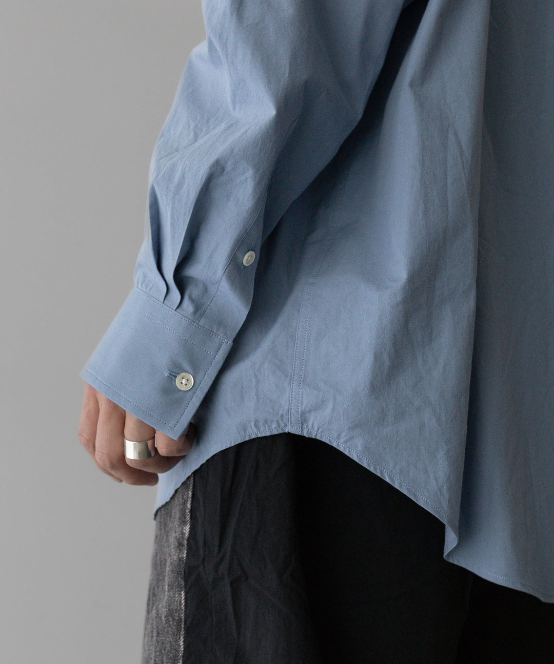 stein(シュタイン)の24SSコレクションOVERSIZED STANDARD SHIRTのBLUE