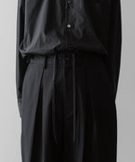 画像をギャラリービューアに読み込む, ssstein(シュタイン)の24AWコレクション EASY WIDE TROUSERS (2/72 WOOL GABARDINE) - BLACK 公式通販サイトsession福岡セレクトショップ
