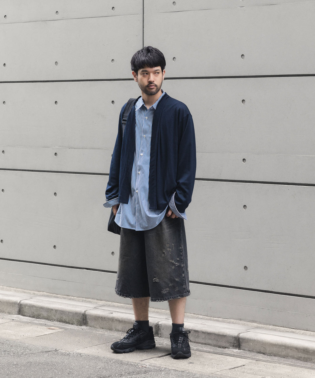 WWW - WRAPINKNOT wool wearのBUTTON-LESS CARDIGANのNAVY 公式通販サイトsession福岡セレクトショップ