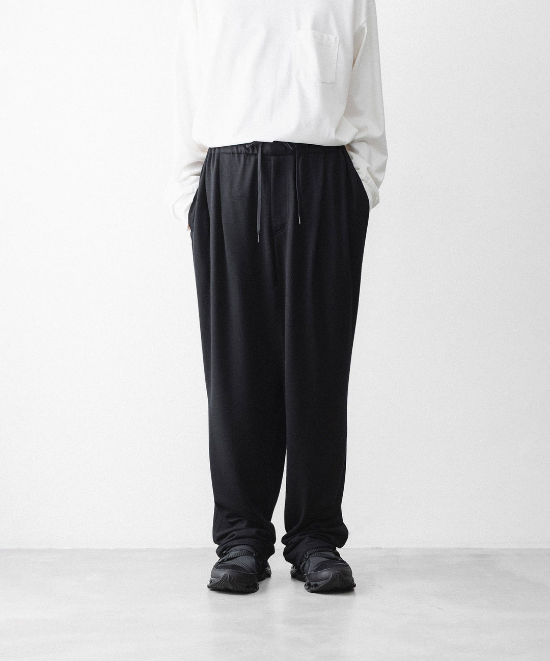 WWW - WRAPINKNOT wool wearのWIDE TAPERED PANTSのBLACK公式通販サイトsession福岡セレクトショップ